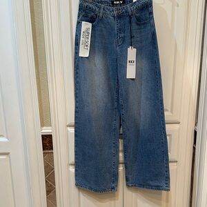 Sky Premium Collection Wide Leg Jeans. Size 5/27